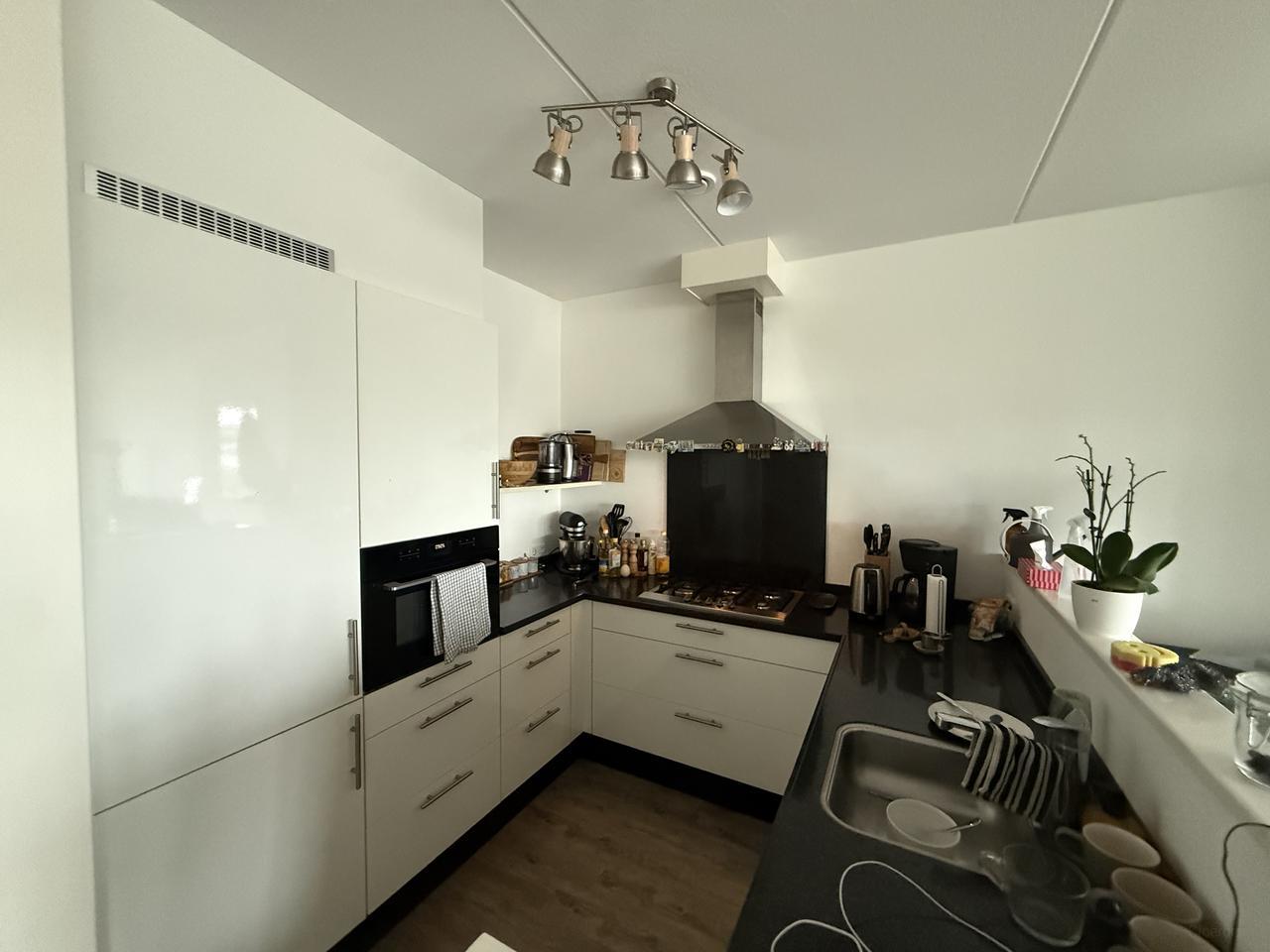 Wonen aan het Eemplein met balkon - Afbeelding 10