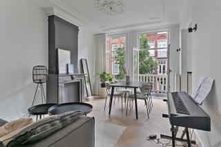 Furnished 2-Bedroom Apartment in Oud-West - Image 3
