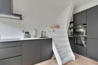Furnished 2-Bedroom Apartment in Oud-West - Image 6