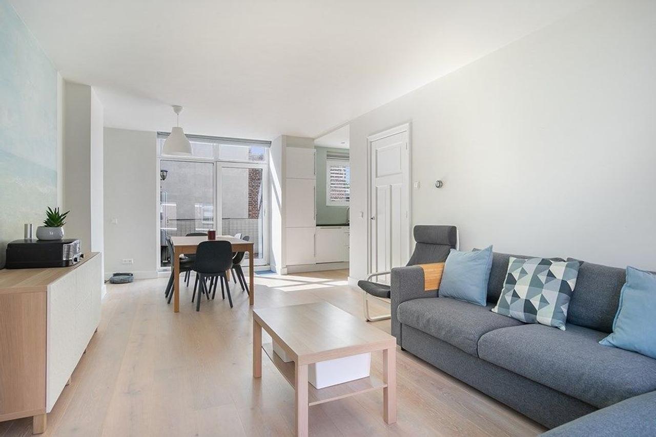 Available now: 4 bedrooms in The Hague - Image 1
