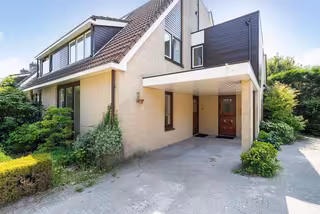 4-Bedroom Family Home in Wassenaar