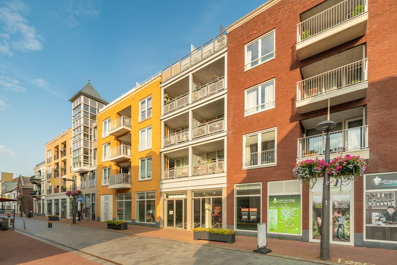 129 m² maisonette tegenover station Weert - Afbeelding 2