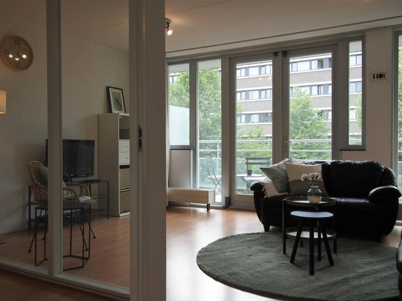 3-Bedroom Apartment with Parking - Image 4