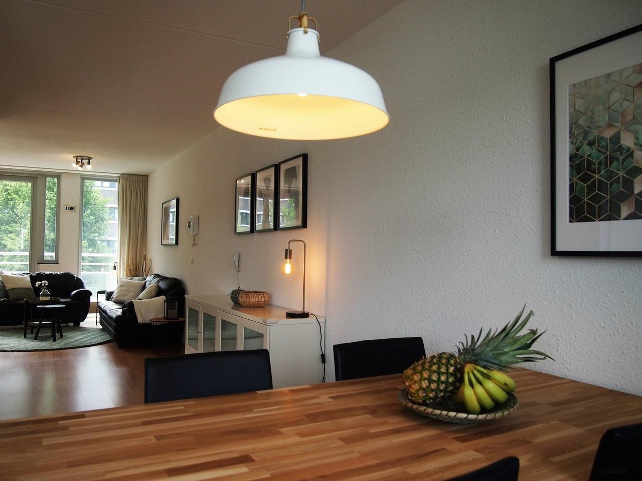3-Bedroom Apartment with Parking - Image 8