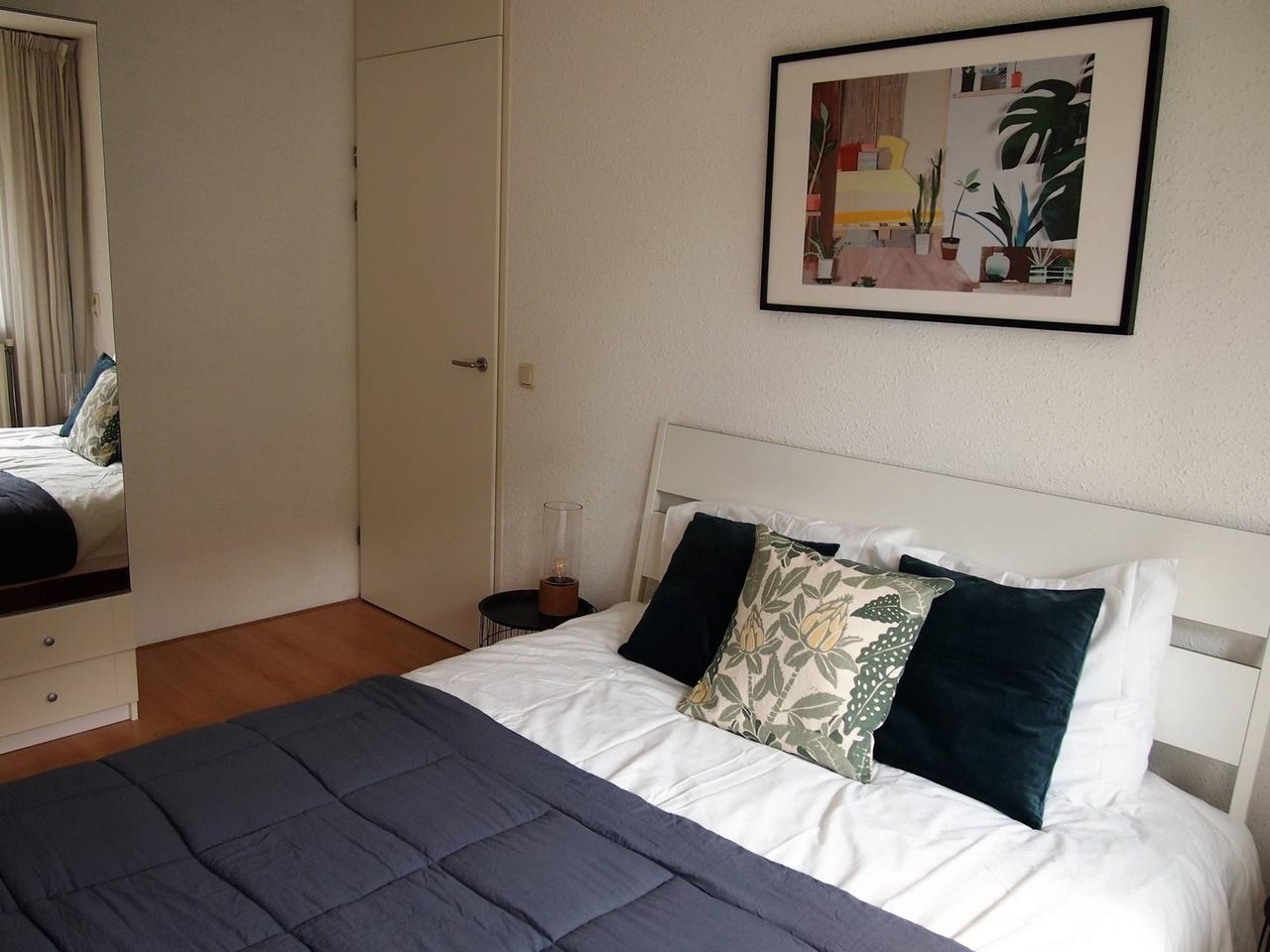 3-Bedroom Apartment with Parking - Image 13