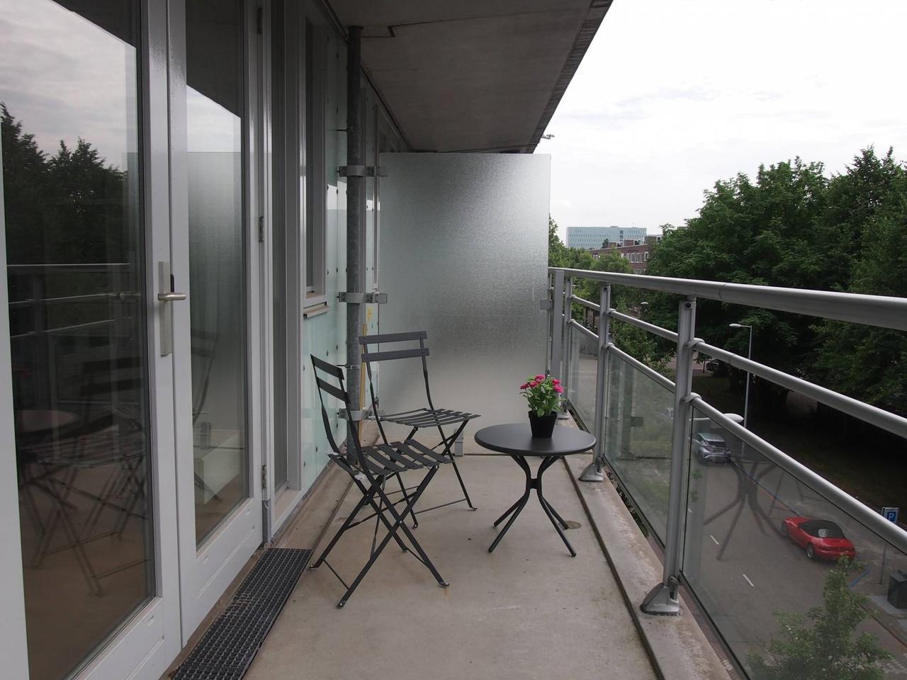 3-Bedroom Apartment with Parking - Image 16
