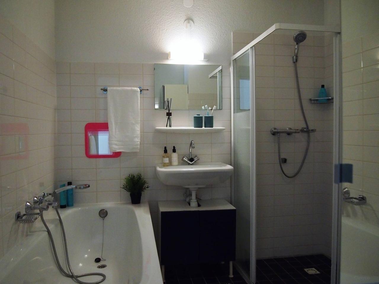 3-Bedroom Apartment with Parking - Image 17
