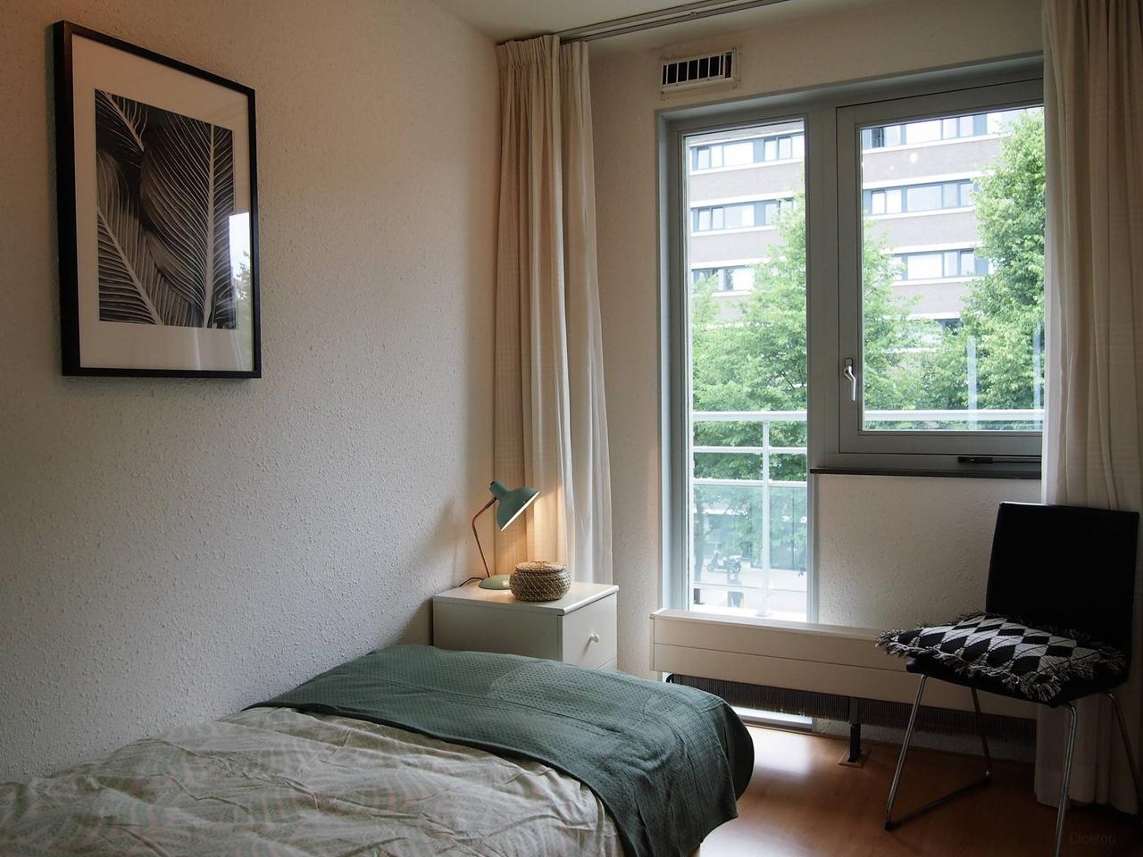 3-Bedroom Apartment with Parking - Image 18