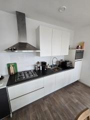 Gemeubileerd 3-slaapkamerappartement met uitzicht - Afbeelding 4