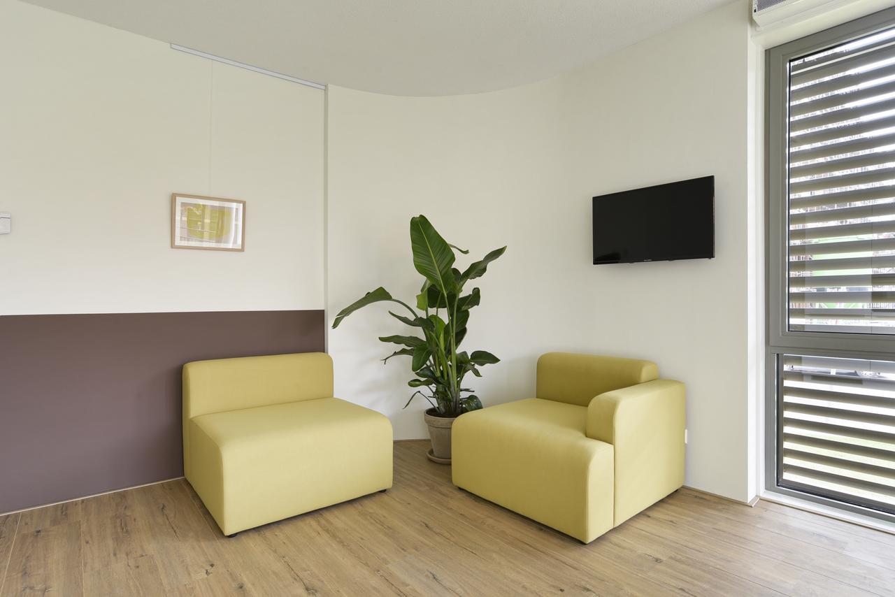 Room with Balcony in Cruquius, Amsterdam - Image 6