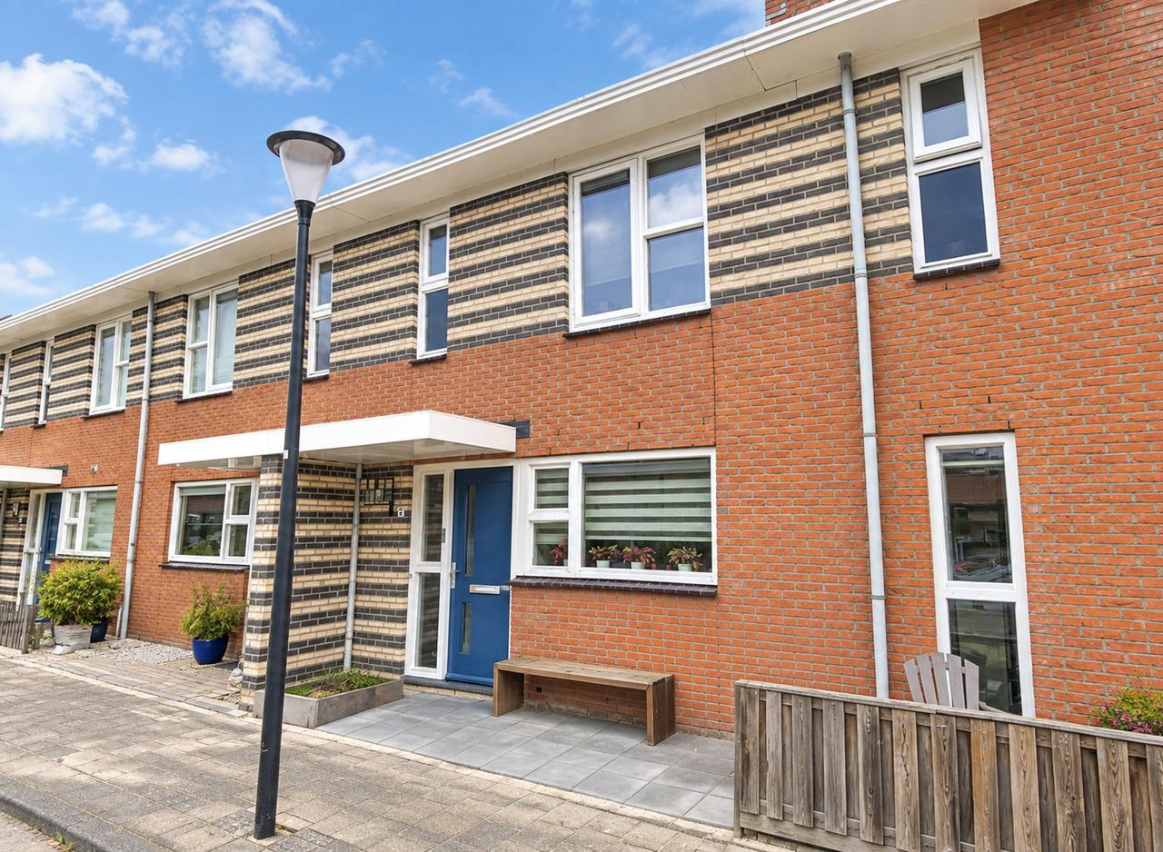 Family home with garden in Meerwede - Image 1