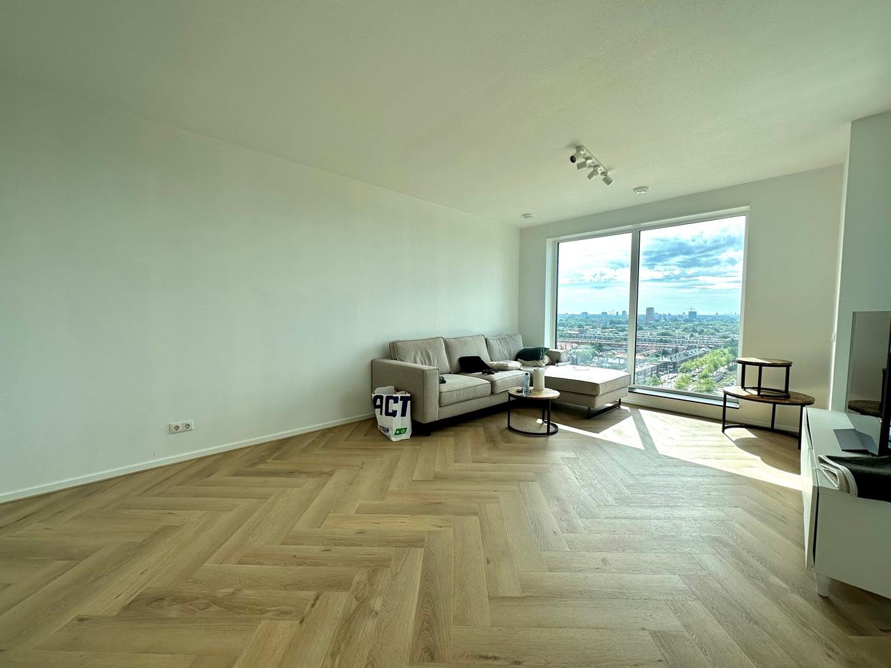 99 m² apartment with views in Leyenburg - Image 5