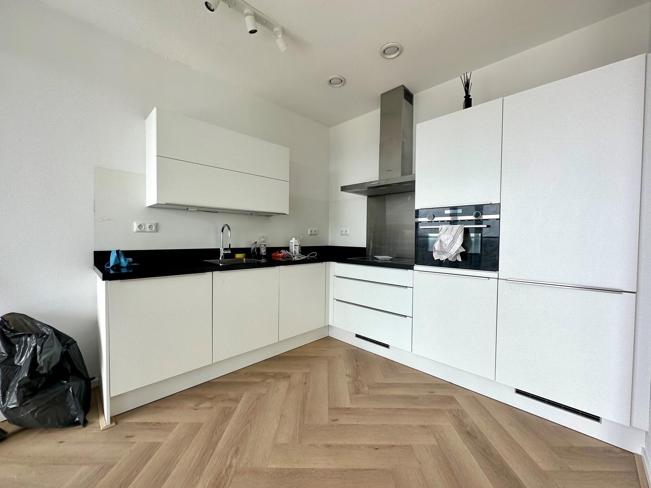 99 m² apartment with views in Leyenburg - Image 7