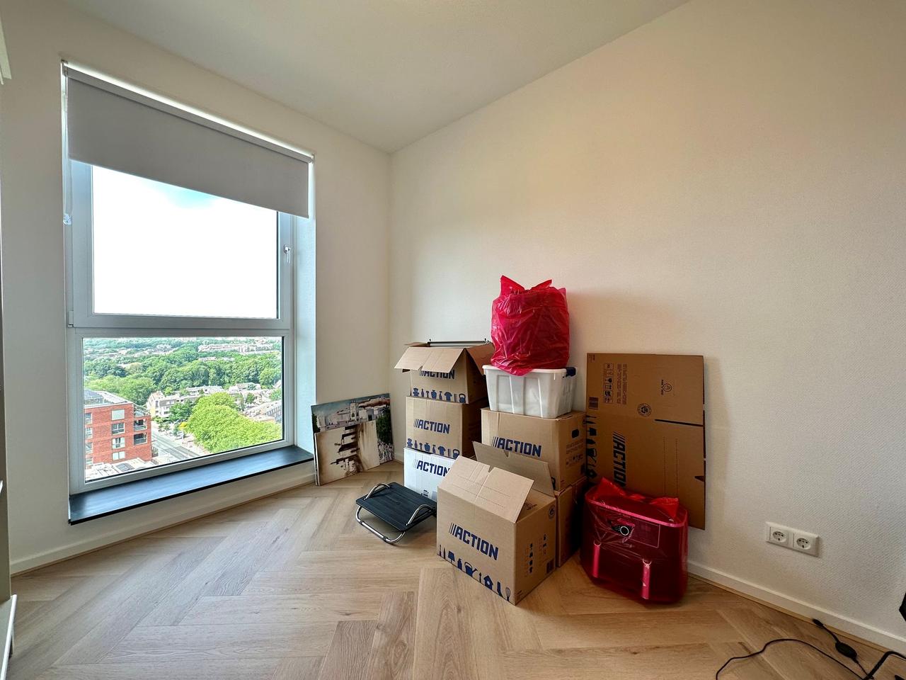 99 m² apartment with views in Leyenburg - Image 14