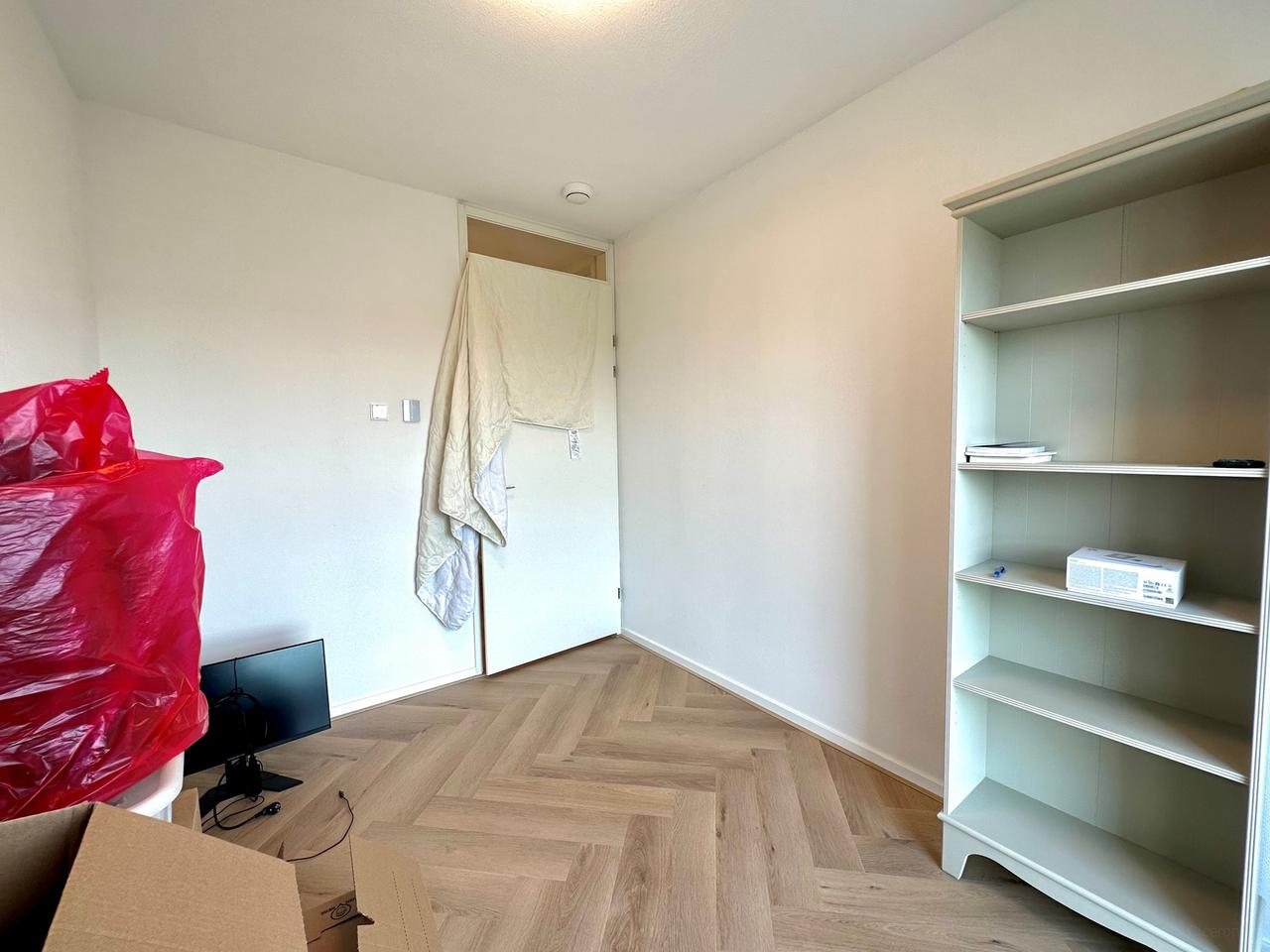 99 m² apartment with views in Leyenburg - Image 16
