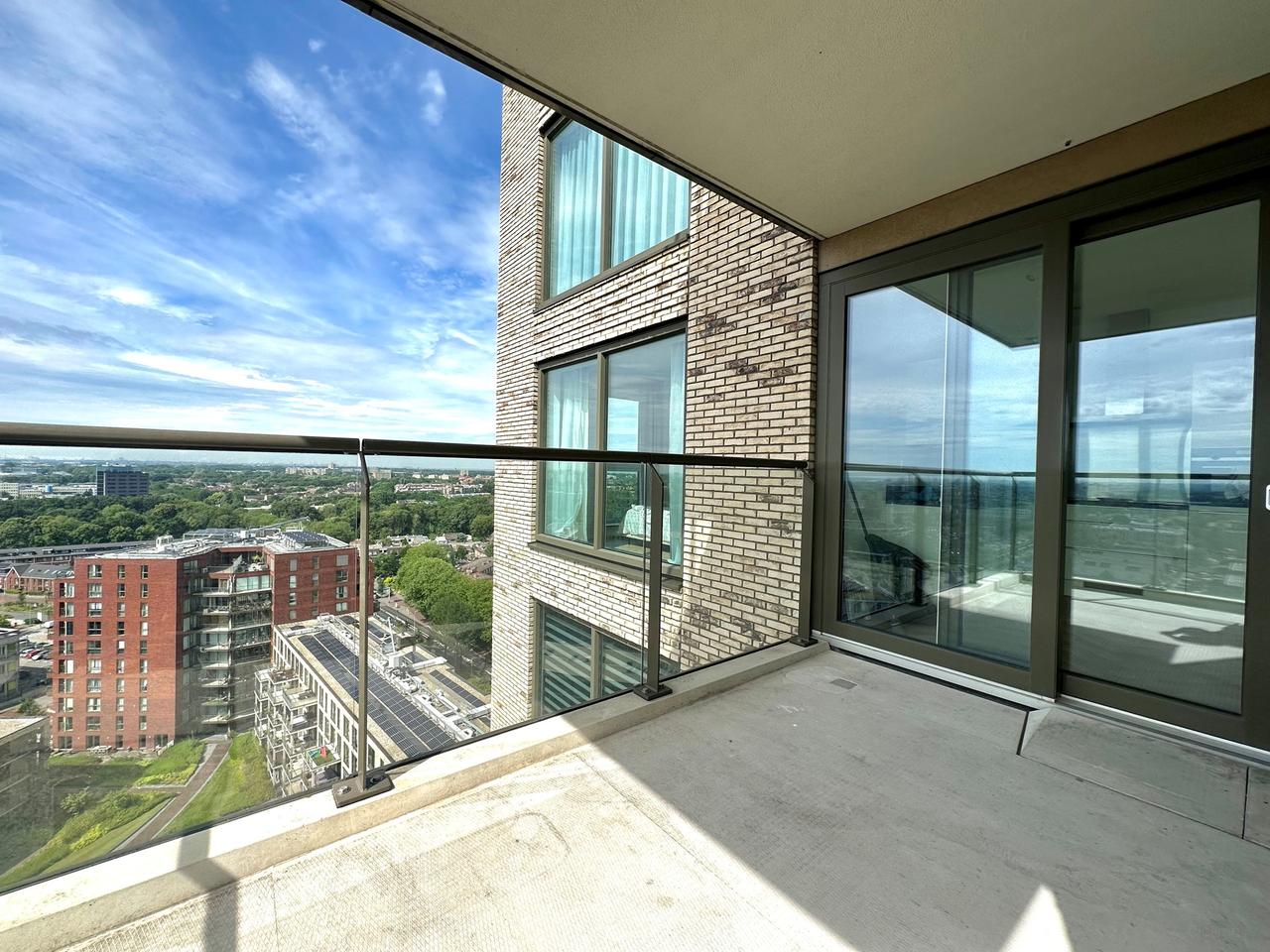 99 m² apartment with views in Leyenburg - Image 23