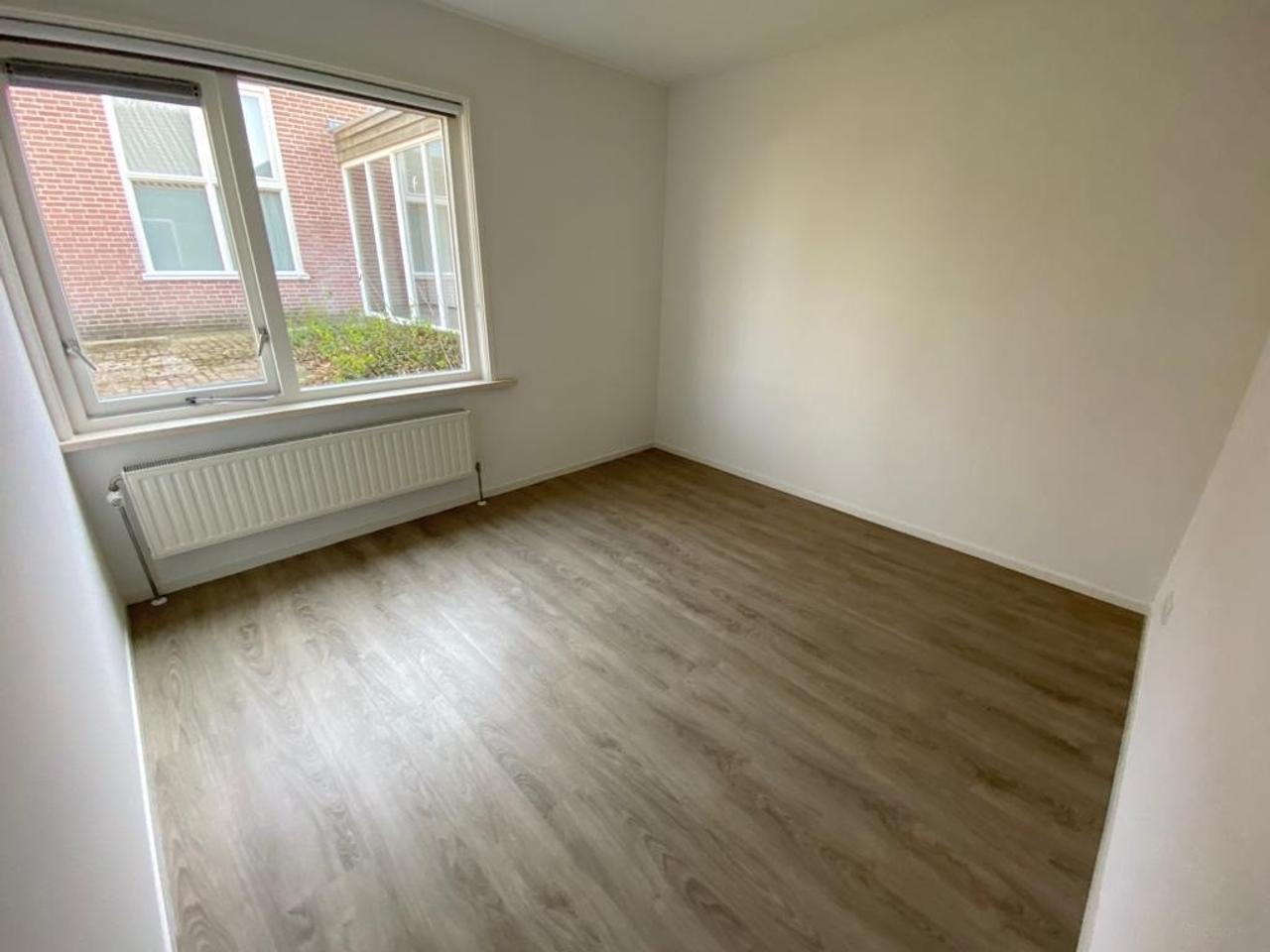 55 m² Apartment with Terrace in Annen - Image 8