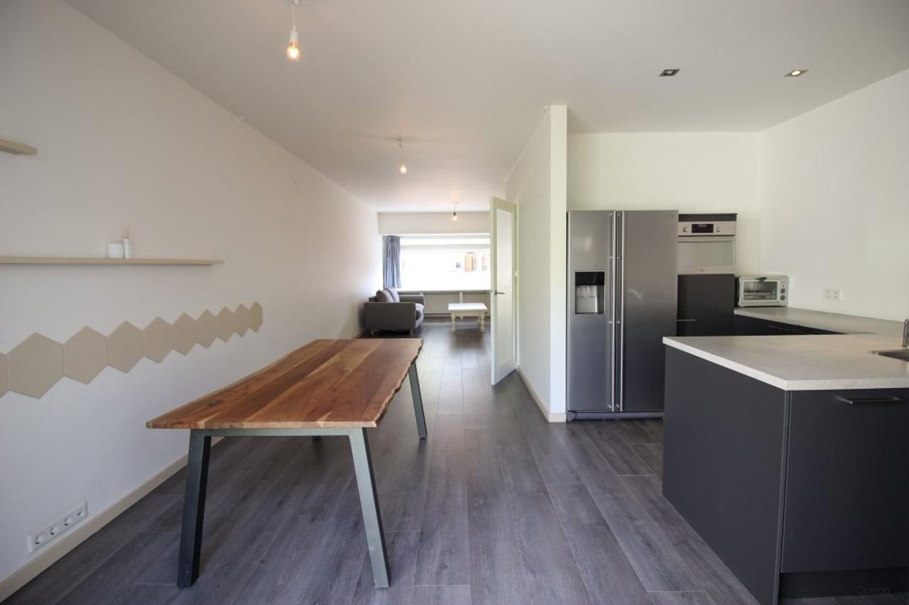 Furnished Mid-Terraced House with Garden in Hilversum - Image 4