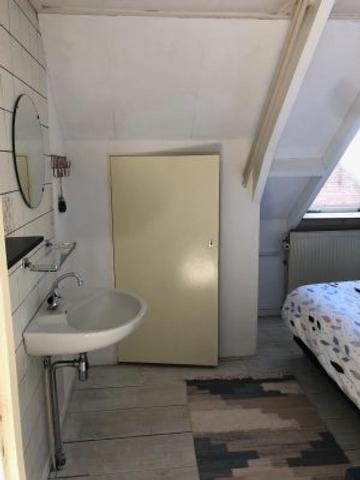 Drie slaapkamers en tuin in Koudekerke - Afbeelding 23