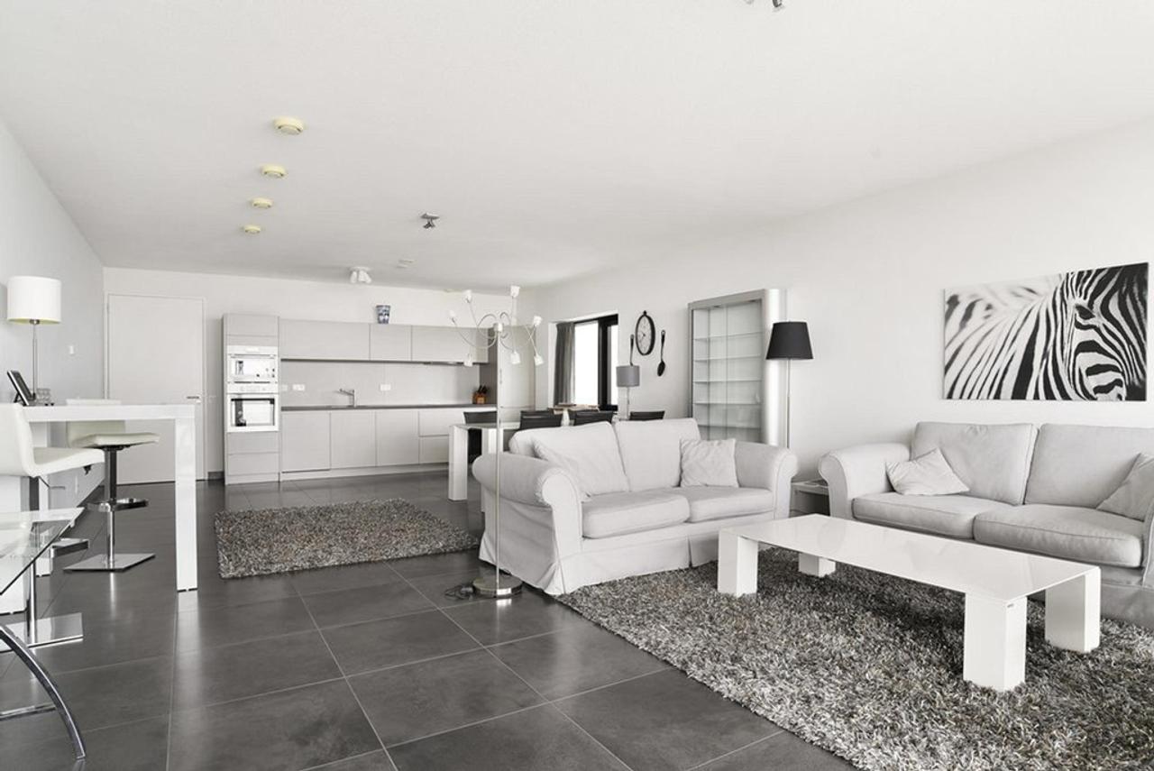 125 m² Corner Apartment with Views in The Hague - Image 5