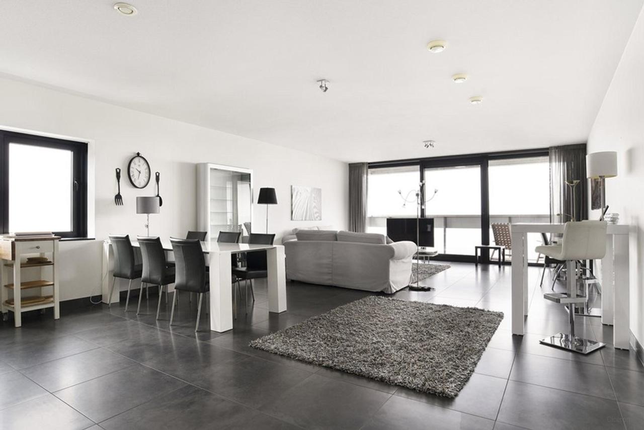 125 m² Corner Apartment with Views in The Hague - Image 8