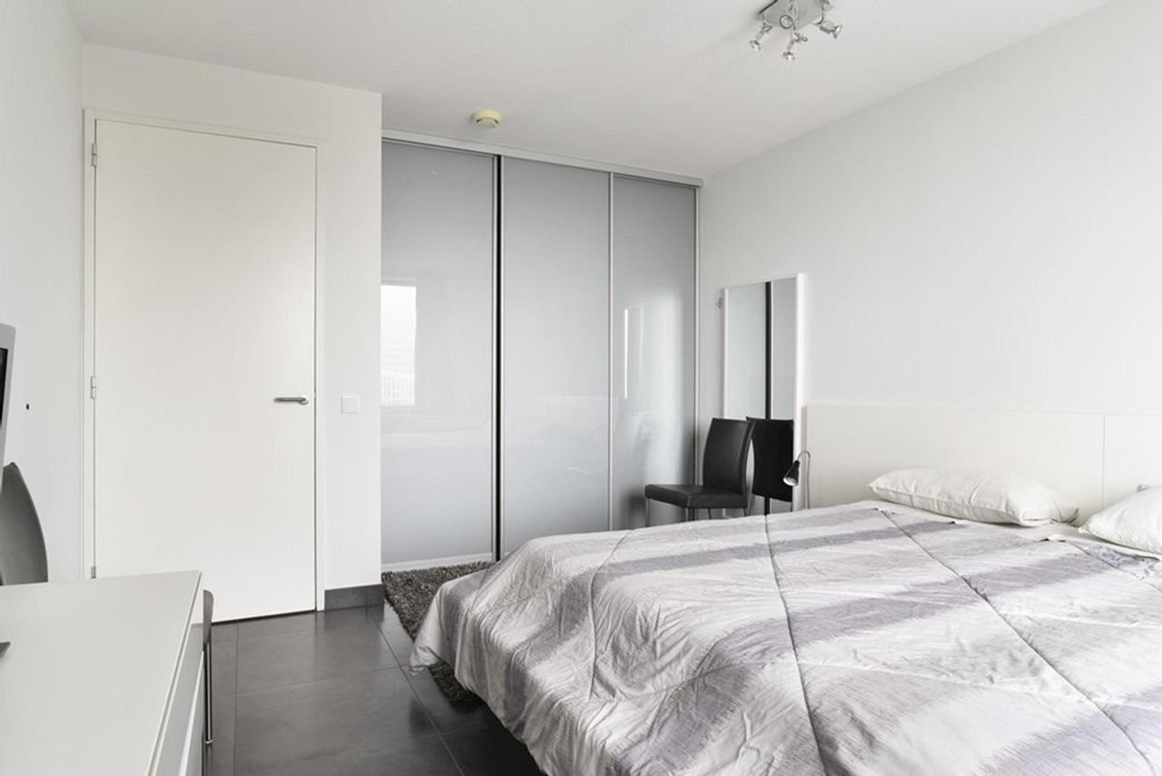 125 m² Corner Apartment with Views in The Hague - Image 13