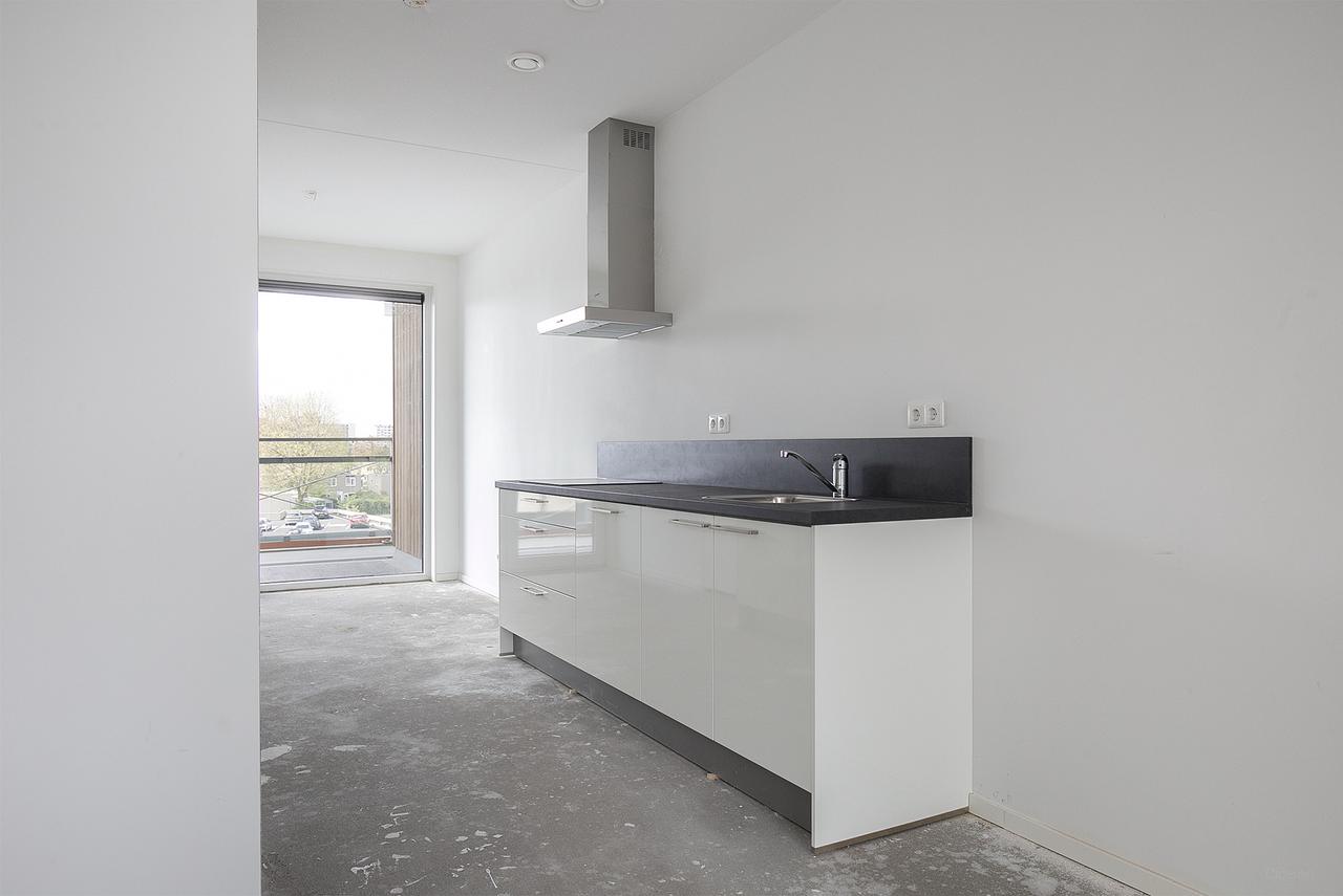 80 m² apartment by the Merwede Canal - Image 7