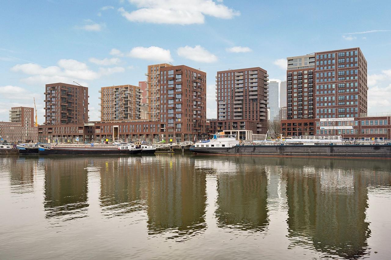135 m² appartement met balkon op Katendrecht - Afbeelding 1