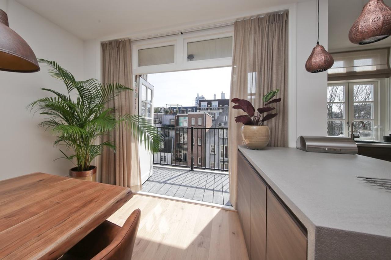 Gemeubileerd 3-slaapkamerappartement aan de gracht - Afbeelding 11