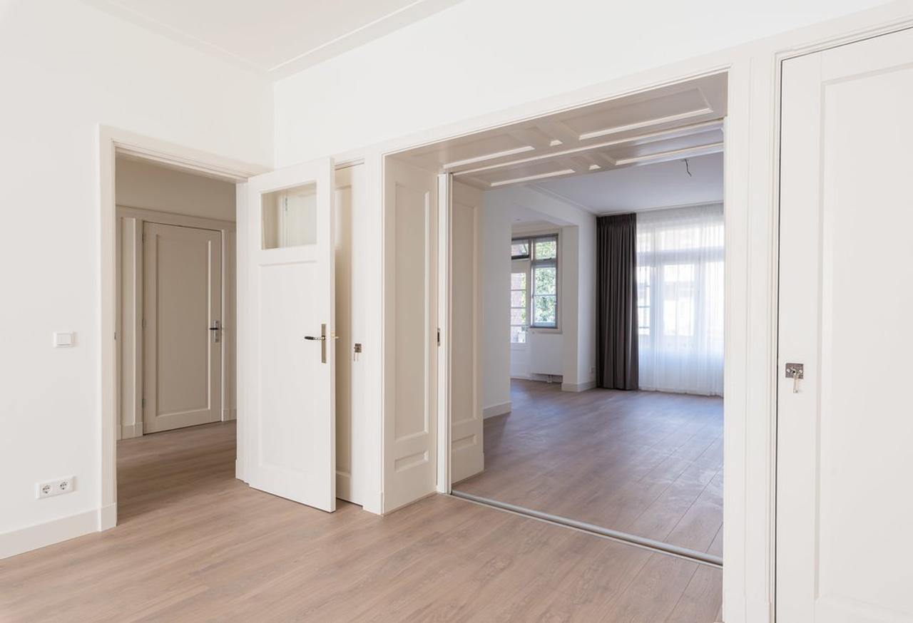 120 m² apartment with balcony in Apollobuurt - Image 9