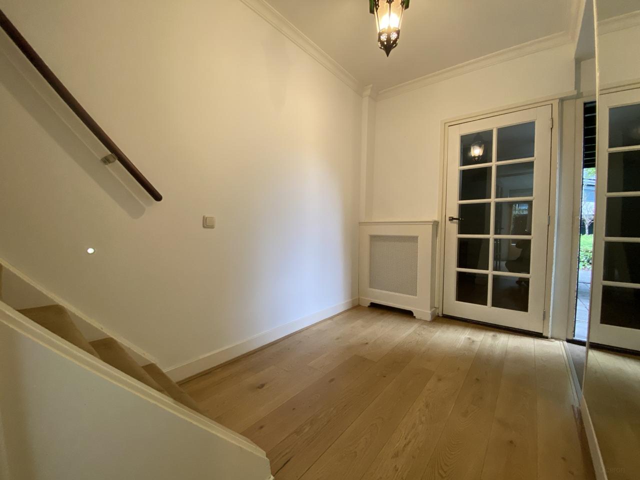 Direct beschikbaar: huis met 4 slaapkamers - Afbeelding 5