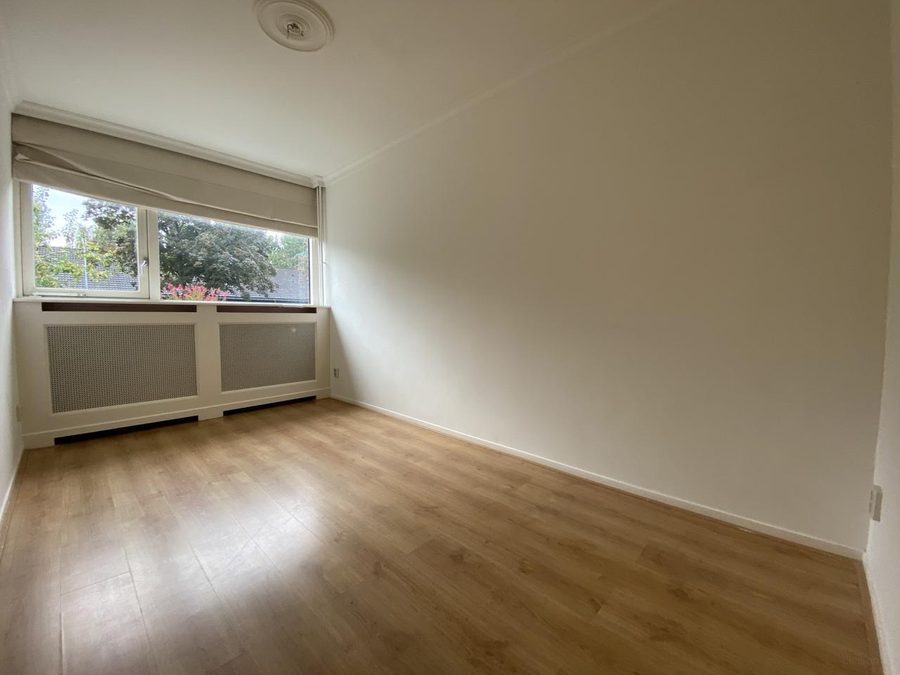 Direct beschikbaar: huis met 4 slaapkamers - Afbeelding 20