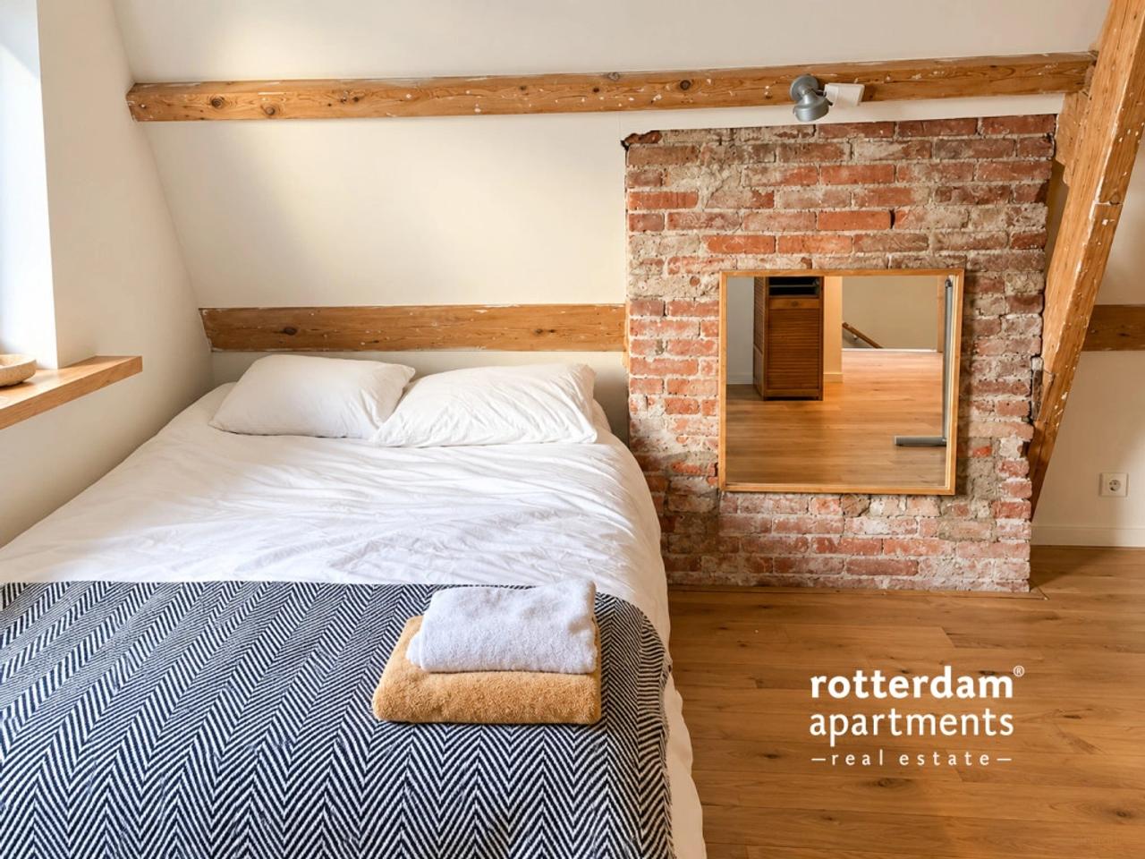Furnished loft with balcony in Kralingen - Image 4