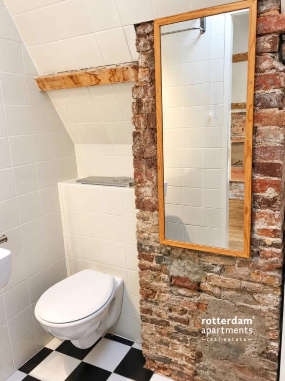 Furnished loft with balcony in Kralingen - Image 5