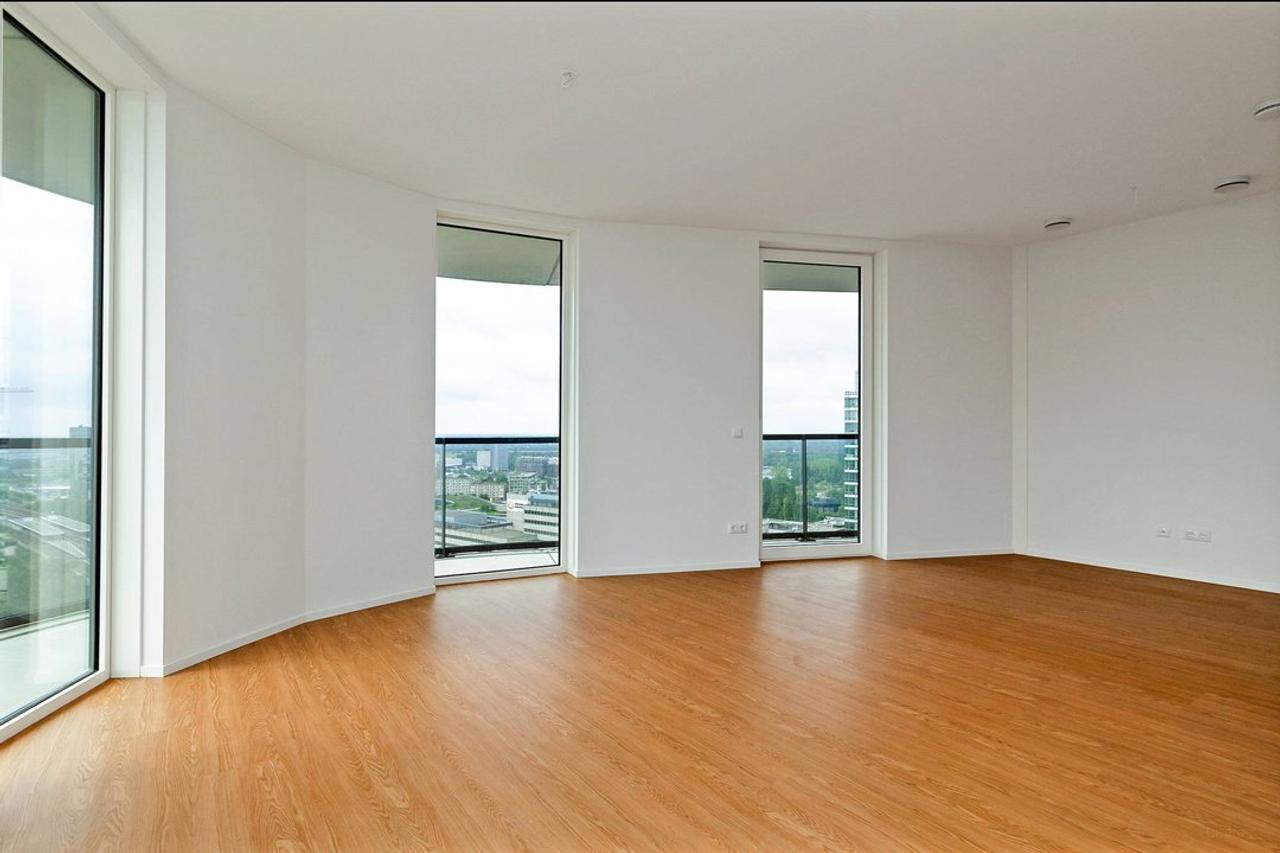 Zuidbalkon op de 8e verdieping - Afbeelding 1
