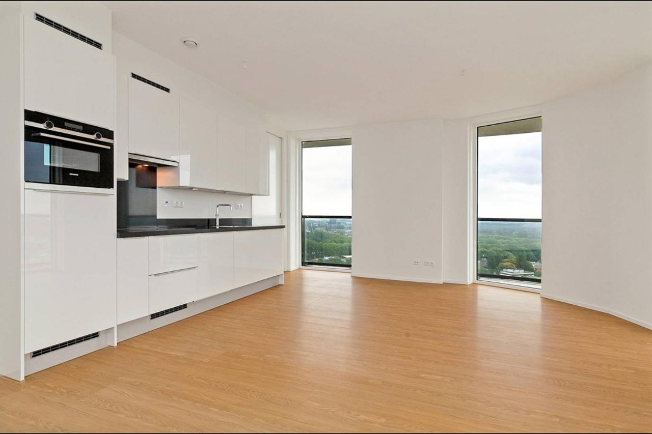 Zuidbalkon op de 8e verdieping - Afbeelding 3