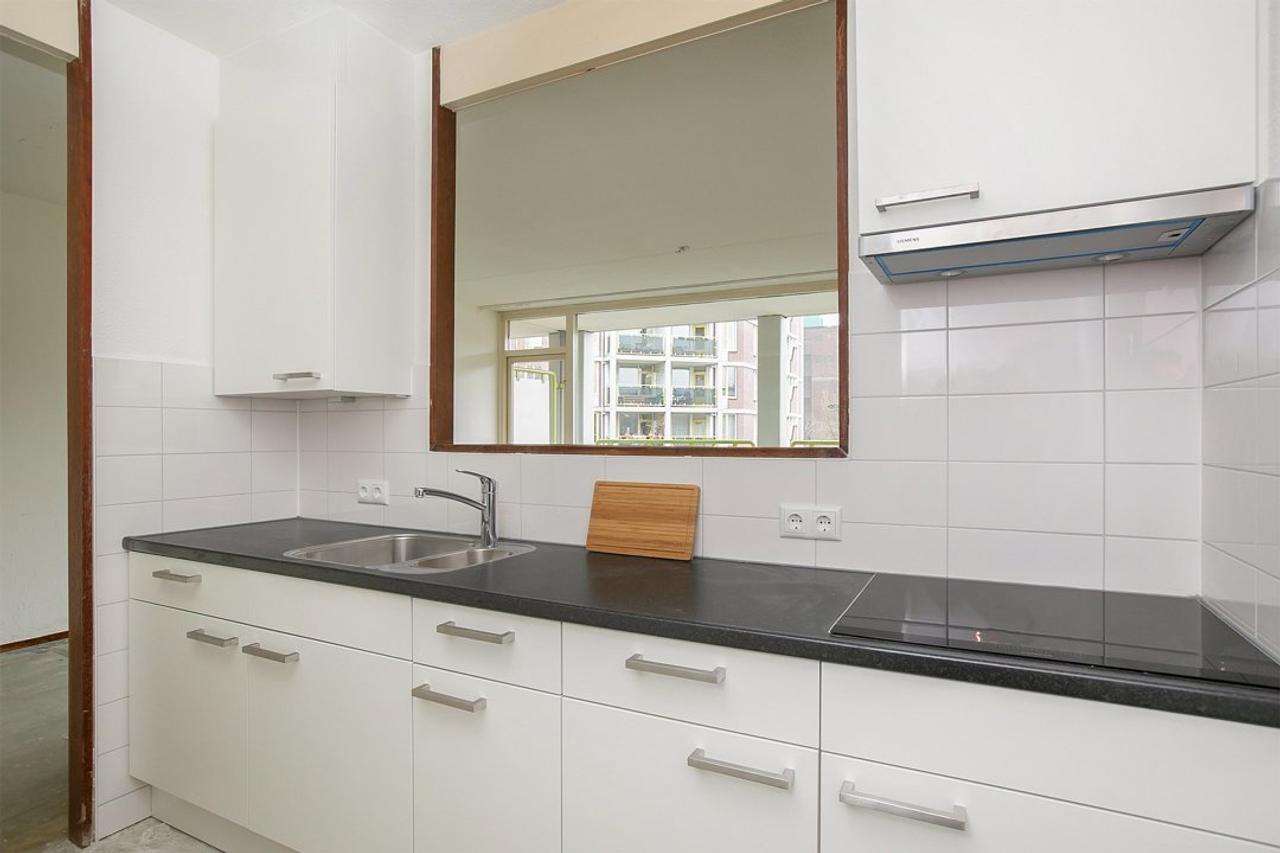 2-slaapkamerappartement met balkon - Afbeelding 9