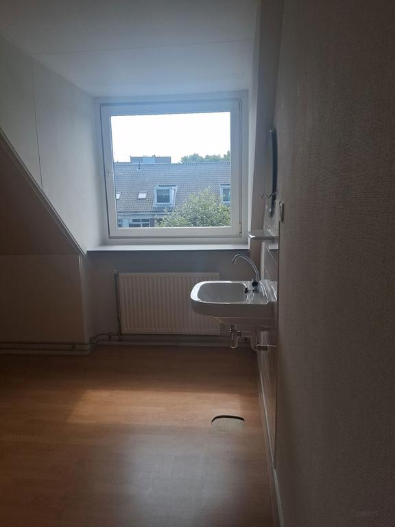 155 m² Duplex Apartment in Rijswijk - Image 11
