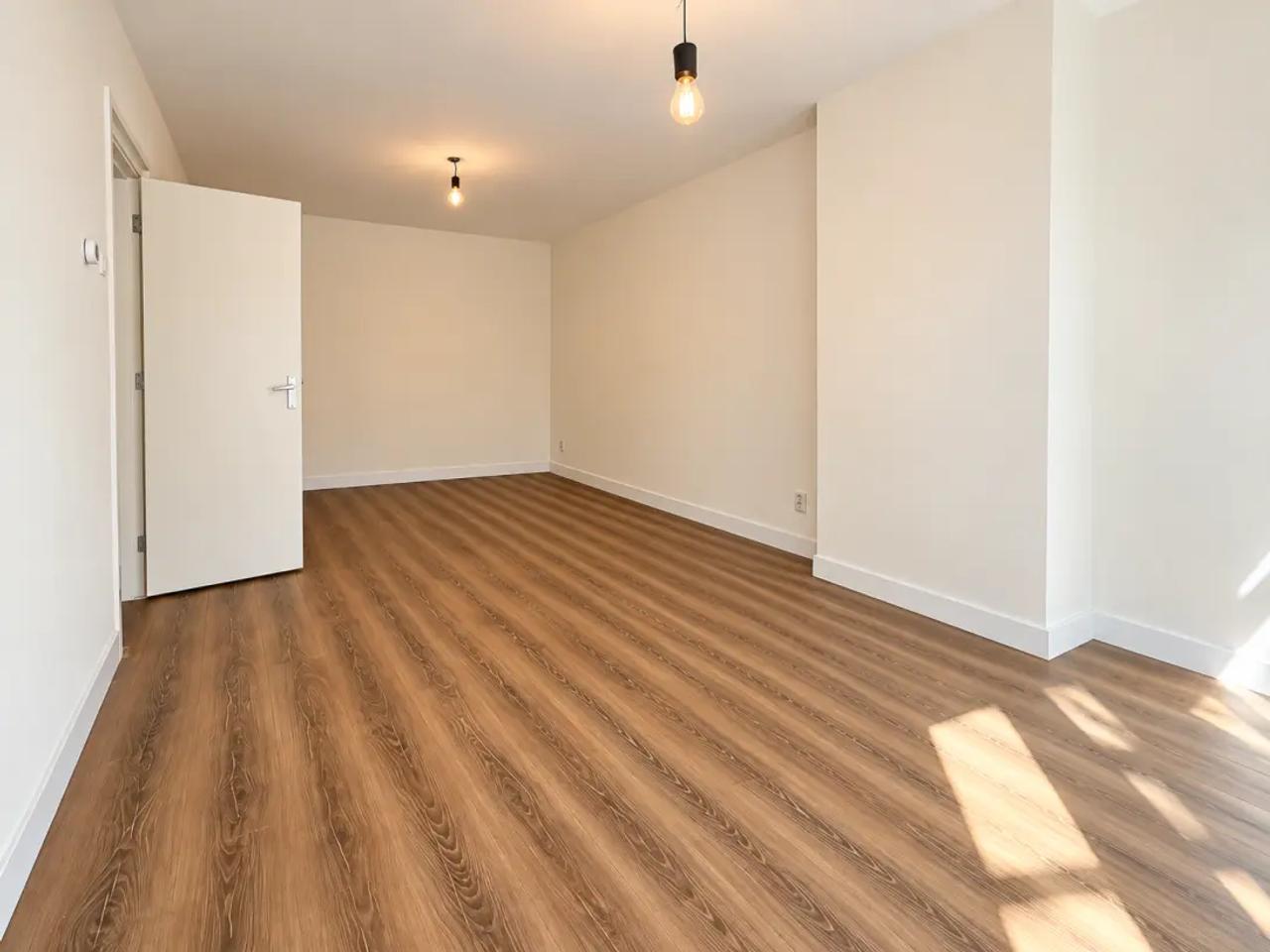 2-kamerappartement met balkon in Vreewijk - Afbeelding 2