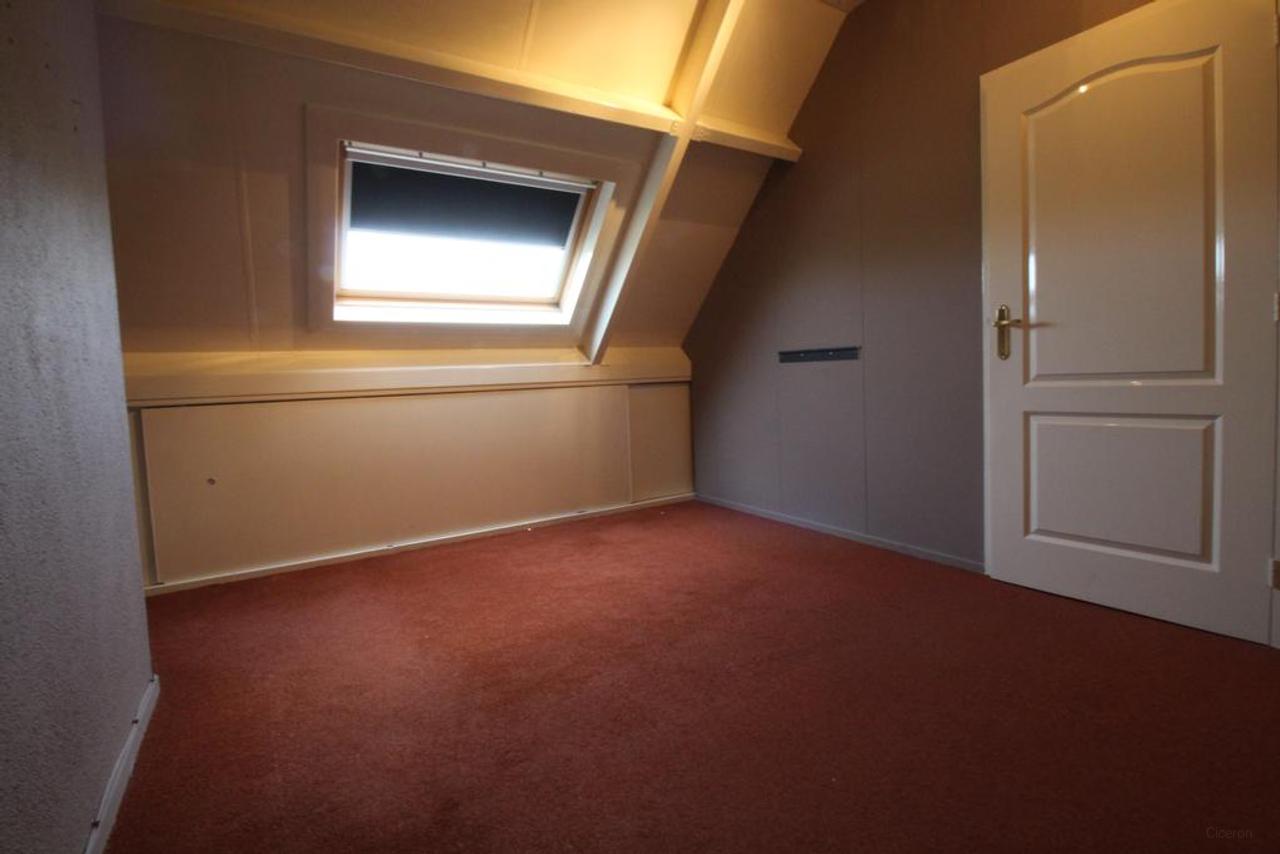 Grote hoekwoning met serre in Acht - Afbeelding 26