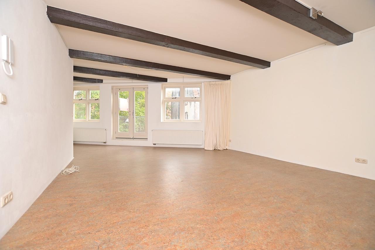 69 m² studio in Binnenstad-Oost - Afbeelding 2