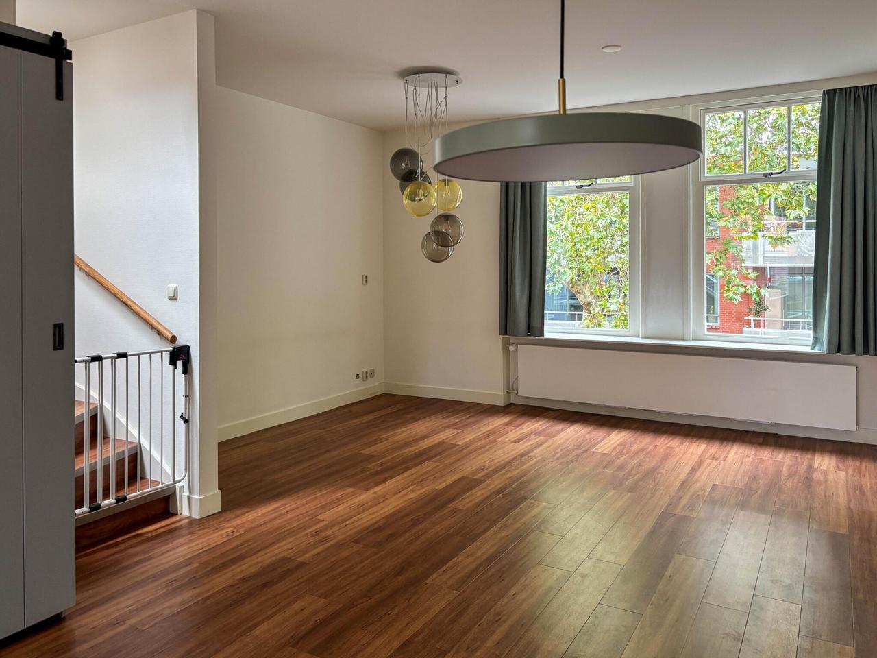 Gemeubileerd 3-kamerappartement met balkon - Afbeelding 7