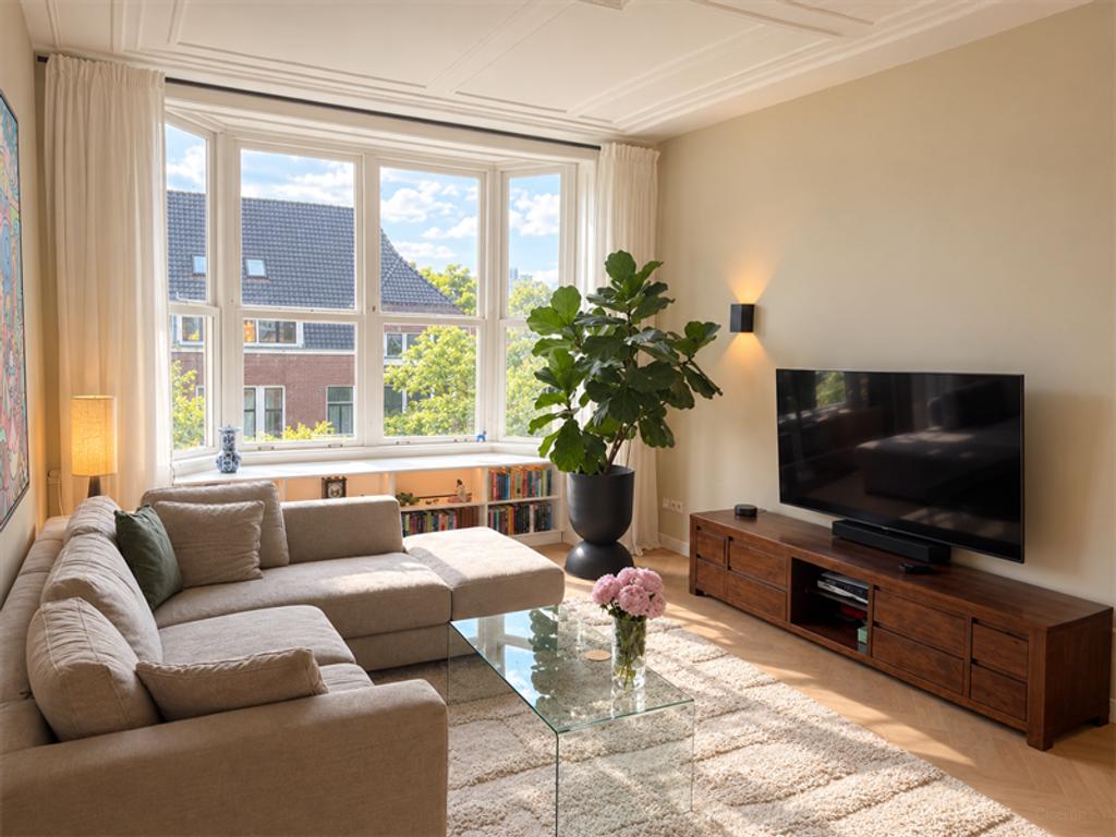179 m² dubbel bovenhuis met dakterras - Afbeelding 1