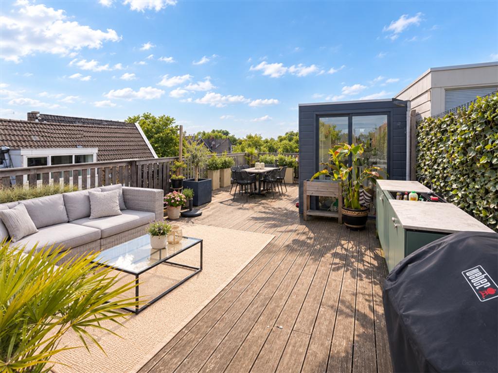 179 m² dubbel bovenhuis met dakterras - Afbeelding 2