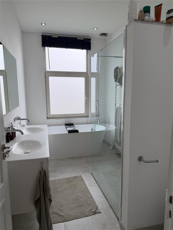 179 m² dubbel bovenhuis met dakterras - Afbeelding 9