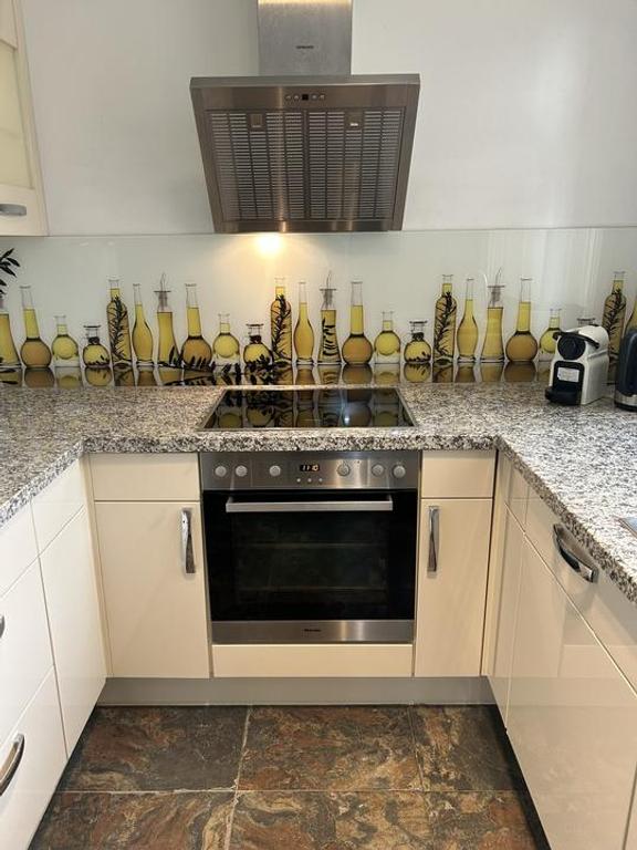 Gemeubileerde gezinswoning met patio - Afbeelding 7