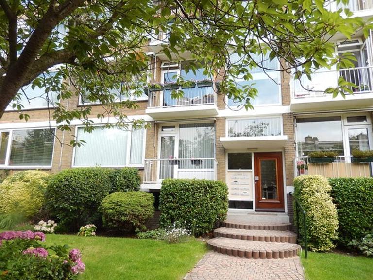 Furnished 2-Bedroom Apartment with 2 Balconies - Image 2