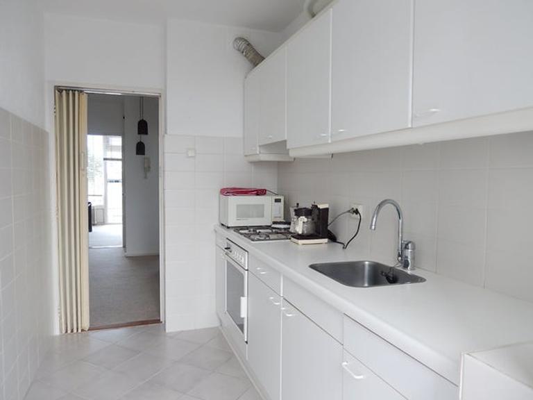 Furnished 2-Bedroom Apartment with 2 Balconies - Image 7