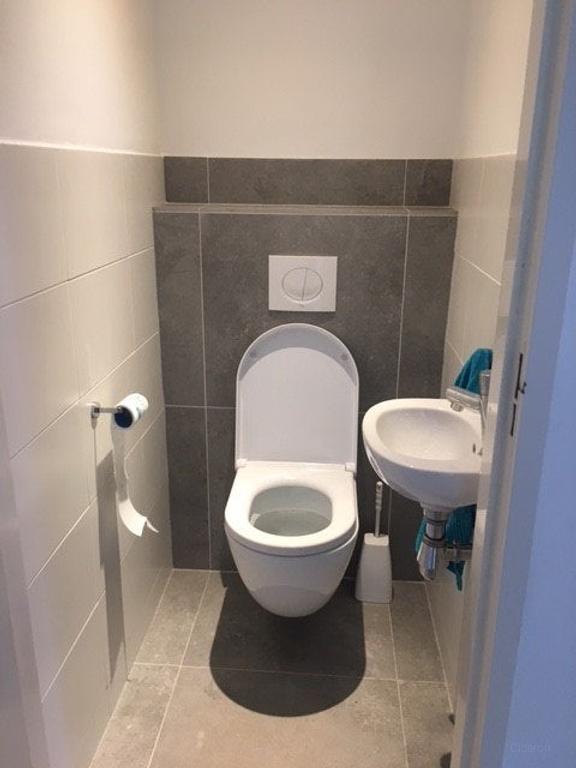 Furnished 2-Bedroom Apartment with 2 Balconies - Image 13