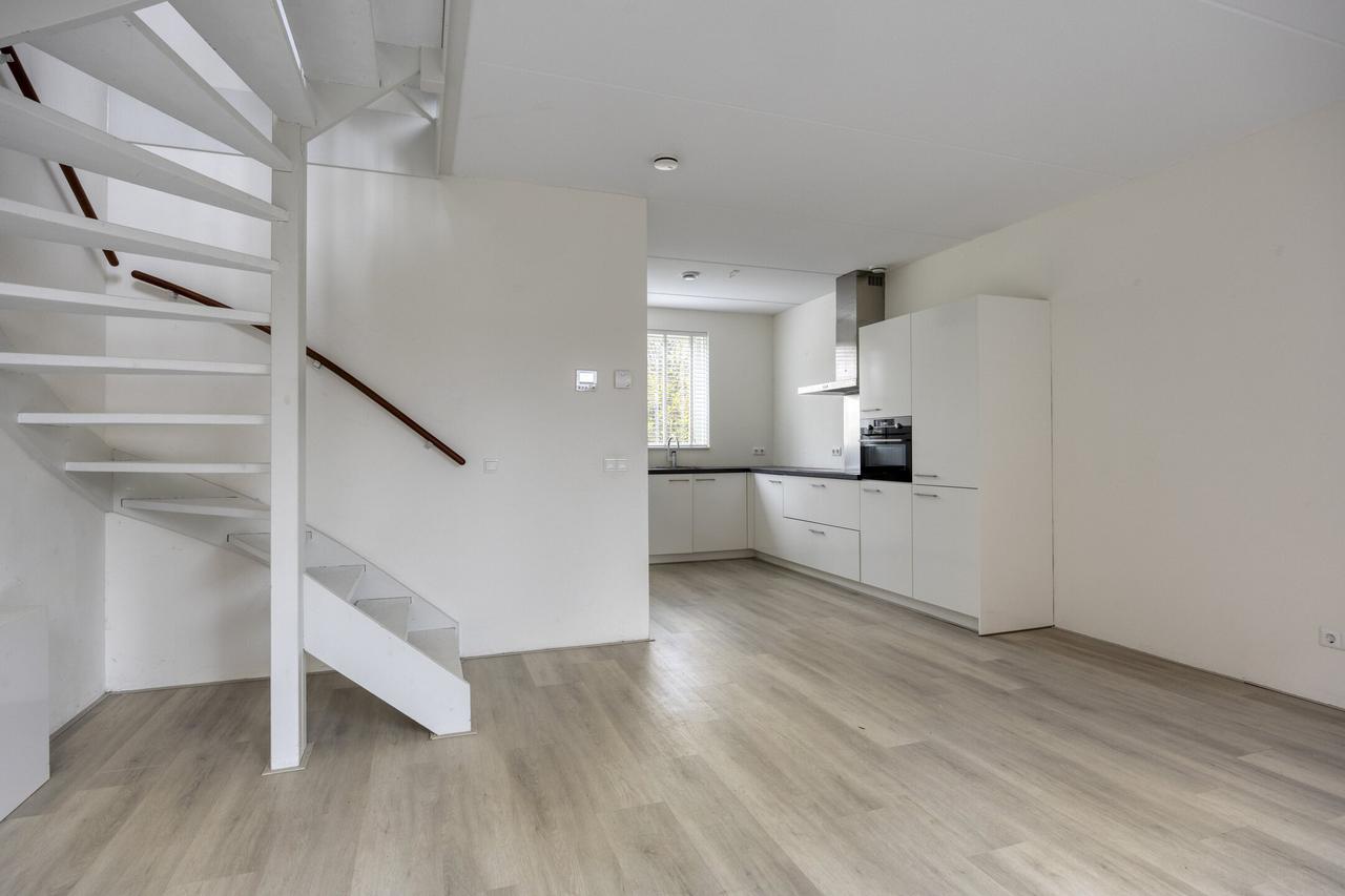Tussenwoning met tuin en zonnepanelen - Afbeelding 4
